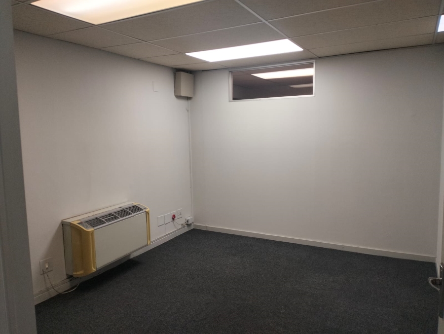 To Let Commercial Property for Rent in Eversdal Western Cape